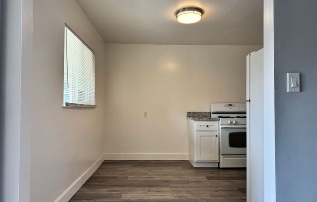 1 bed, 1 bath, 650 sqft, $2,350, Unit 2