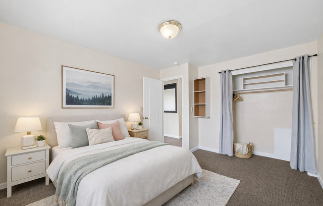 1 bed, 1 bath, 500 sqft, $1,545, Unit 13