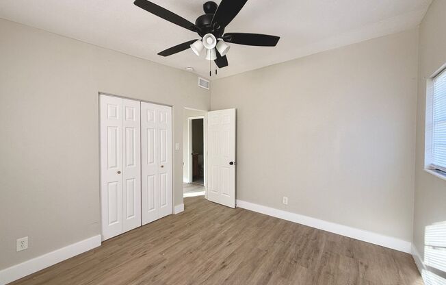 3 beds, 1 bath, $1,895, Unit Unit A