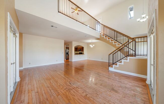 Downtown Luxury Condo with Rooftop Views - Realtor Commission: $1000