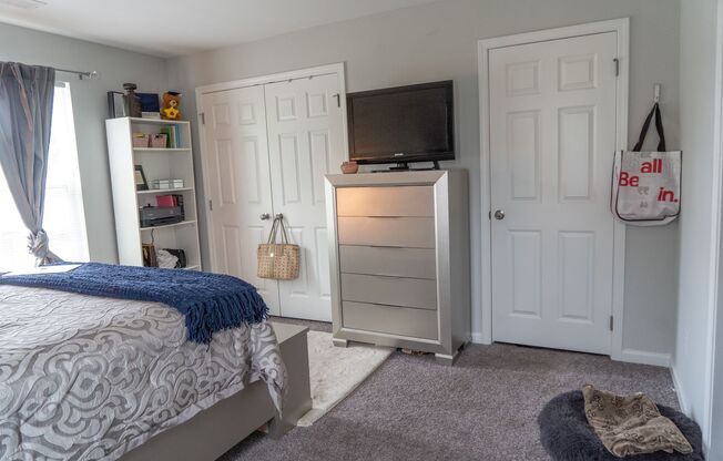 2 beds, 2 baths, 1,172 sqft, $1,600, Unit 1919A-JS