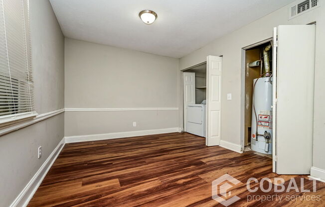416 CREEKVIEW CT