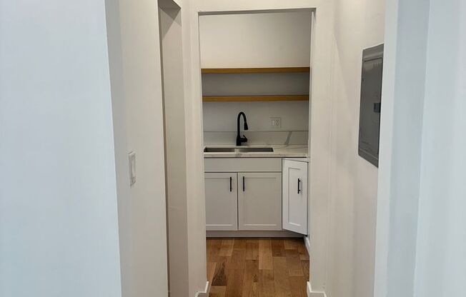 Studio, 1 bath, 500 sqft, $1,845, Unit 204