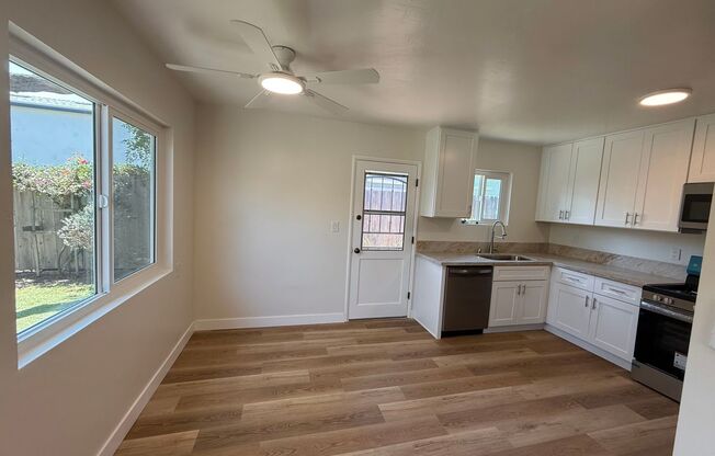 Completely Renovated 2 Bed / 1 Bath Back House – Move-In Ready!