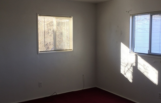 2 beds, 1 bath, $1,725