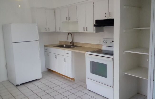 2 beds, 1 bath, $1,350