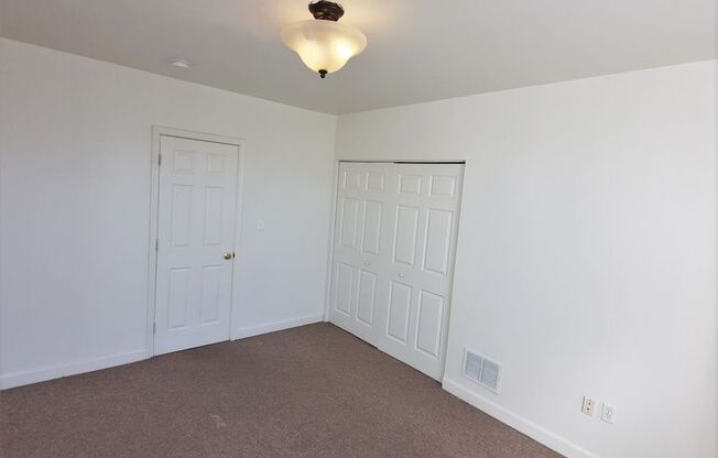 2 beds, 1 bath, 20 sqft, $1,395, Unit 5