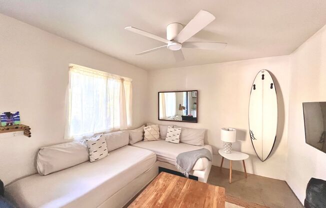 1 bed, 1 bath, $3,000, Unit Ahi 1 br (A)