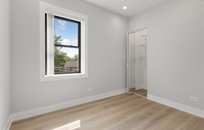 2 beds, 2 baths, 646 sqft, $2,200, Unit 1550-1C