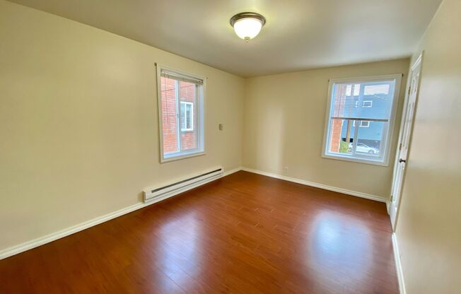 2 beds, 1 bath, 800 sqft, $2,095, Unit 1134-202
