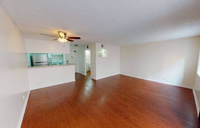 Studio, 1 bath, 450 sqft, $1,810, Unit 204