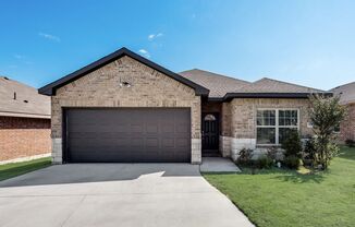 For lease: Gorgeous 4 Bedroom in Marine Creek Hills - Fort Worth