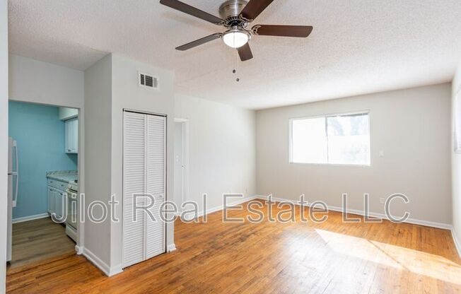 496 HOLDERNESS ST SW