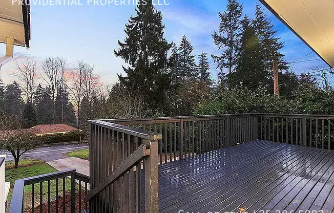 17023 SE NEWPORT WAY