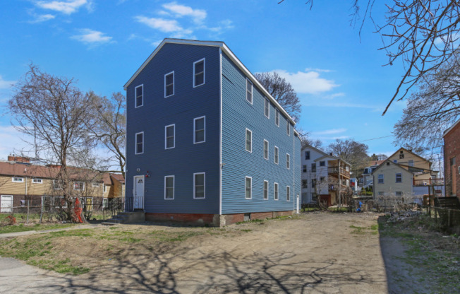 15 XX HAWLEY ST