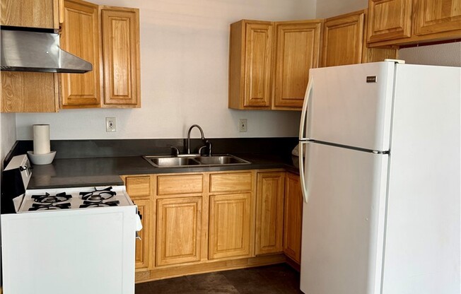 5118 HUNTINGTON DR S