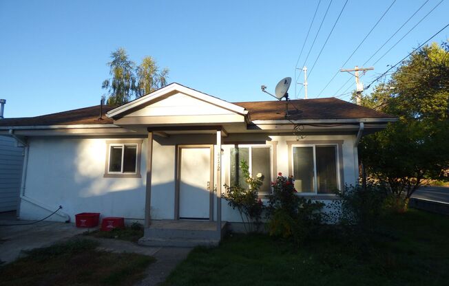 4772/4776/4782 Sunnyview Rd NE Salem, OR 97305