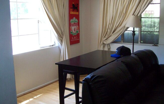 3 Bed, 2 Bath in Tempe – Available August 15 | $1,950/mo