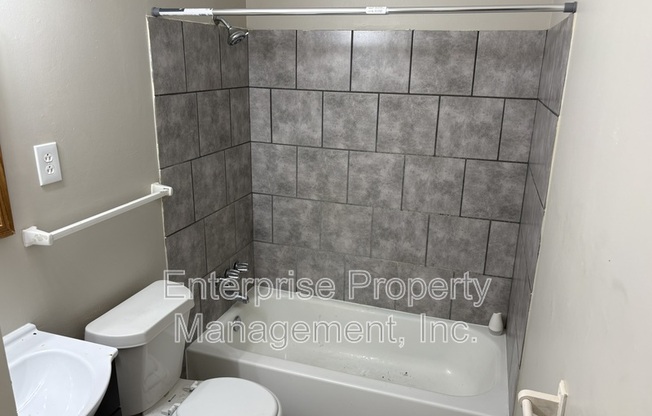 3437 RIDGEMONT RD