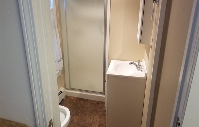 1 bed, 1 bath, 900 sqft, $2,000, Unit 1