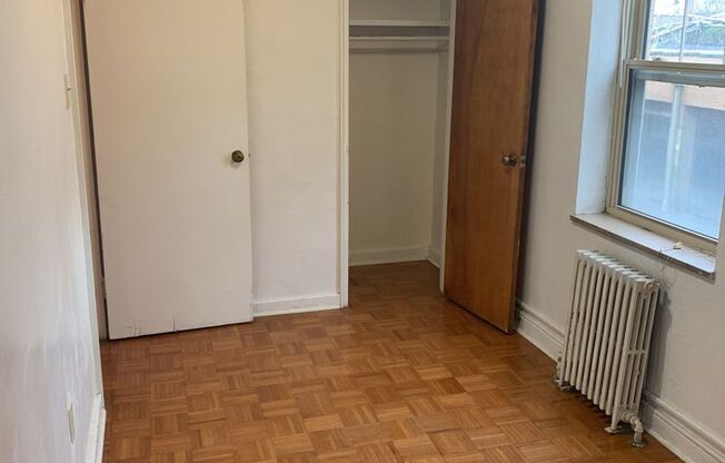 2 beds, 1 bath, $1,750, Unit 309C