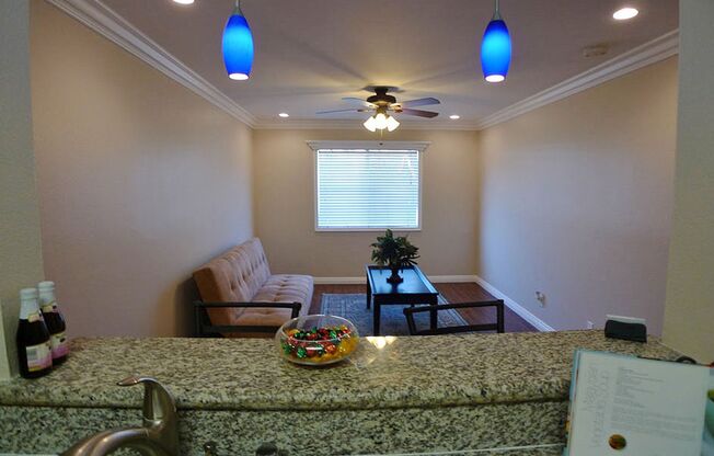 1 bed, 1 bath, 650 sqft, $2,095, Unit 216