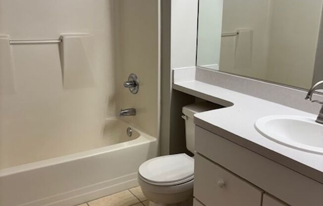 1 bed, 1 bath, 670 sqft, $1,189, Unit 311