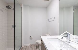 3 beds, 2 baths, $3,495, Unit 405