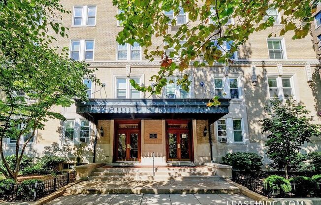 1901 Columbia Road NW Unit 504