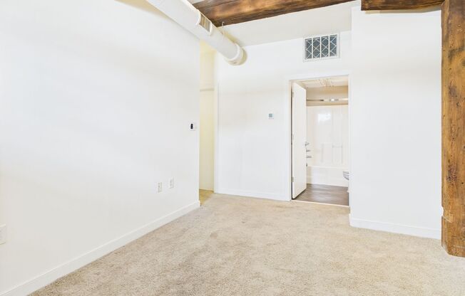 3 beds, 2 baths, 1,229 sqft, $1,710, Unit 4F