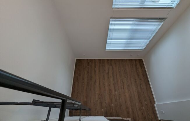 Studio, 1 bath, 186 sqft, $1,550, Unit 512