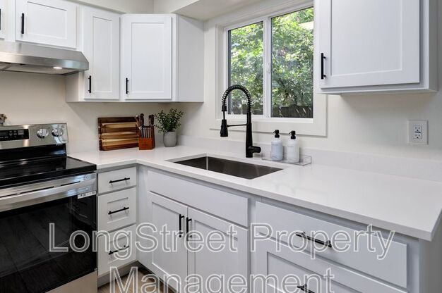 11380 SW GREENBURG RD