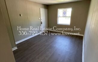 2 beds, 1 bath, $695, Unit 615-D