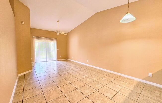 Cozy & Convenient, 3-bed, 2-bath duplex