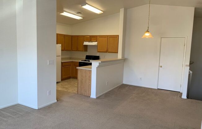 **$350 OFF 1ST MONTH RENT** 6546 Ozzie Harriet Avenue Unit 101 Bldg 109 Las Vegas, NV 89122