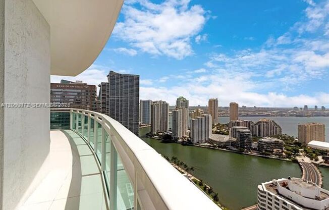 2 beds, 2.5 baths, $6,500, Unit # 3710