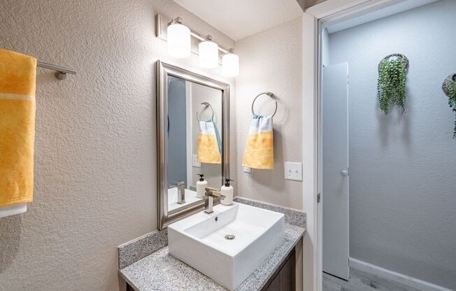 Studio, 1 bath, 288 sqft, $855, Unit 2328