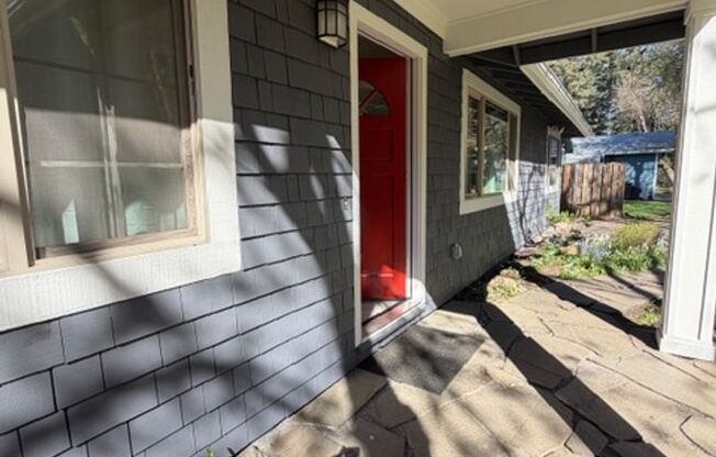Newly Remodeled 18021 Tualata Ave, Lake Oswego, OR 97035