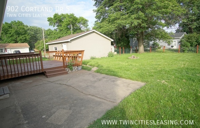 902 CORTLAND DR S