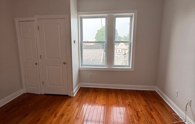 162 Bergen Ave
