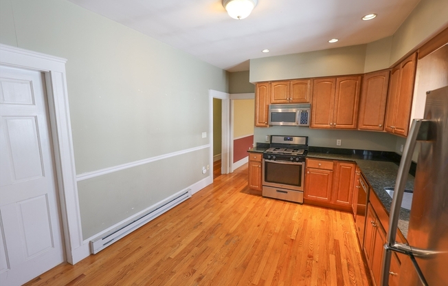 232 FELLSWAY W