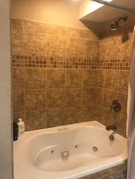 1 bed, 1 bath, $1,075