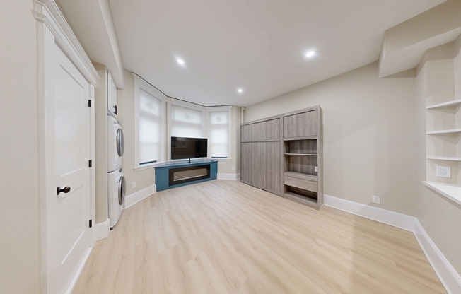Studio, 1 bath, 330 sqft, $2,995, Unit 1