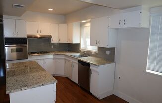 2 beds, 1 bath, $2,400