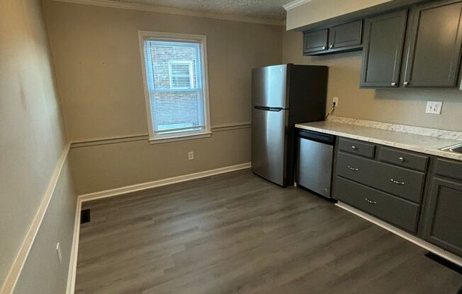 4br/1.5bth $1850 move-in special $1700 monthly per 12 months