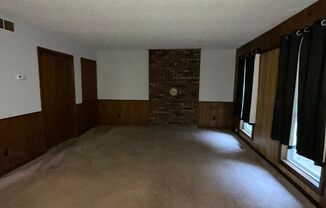 1 bed, 1 bath, $625, Unit 941 S 200th