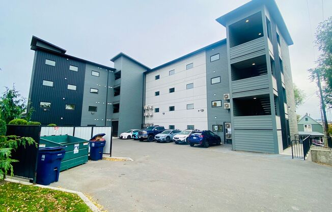 1 bed, 1 bath, 700 sqft, $1,295, Unit Unit 404