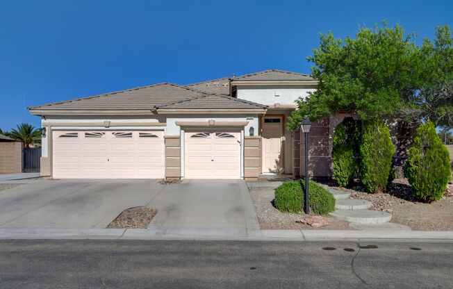 Single Family Home on 20k SQFT Lot in Gated Community