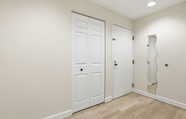 2 beds, 2 baths, 1,050 sqft, $3,550, Unit 6-6W