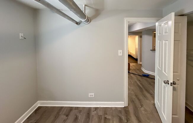 2 beds, 1 bath, 835 sqft, $1,950, Unit 5051-GE